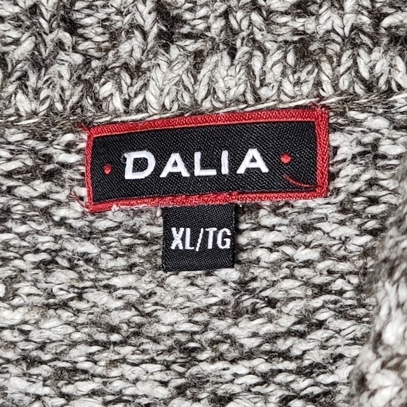 Dahlia XL Grey Knit Long Button Up Jacket - Picture 8 of 11